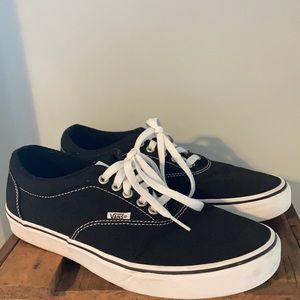 Black Men’s Vans. Barely used.